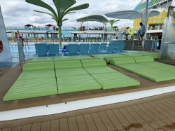 Icon of the Seas Royal Bay picture