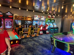 Wonder of the Seas Arcade picture