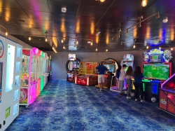 Wonder of the Seas Arcade picture