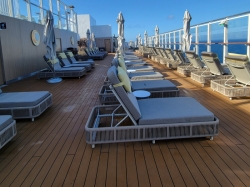 Norwegian Encore Vibe Beach Club picture