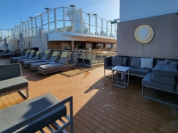Norwegian Encore Vibe Beach Club picture