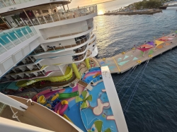 Splash Away Bay picture