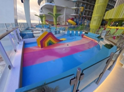 Splash Away Bay picture