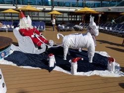 Carnival Dream Waves Pool picture