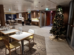 Norwegian Dawn Garden Cafe picture