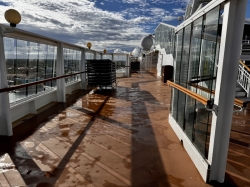 Norwegian Dawn Jogging Track picture