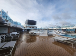 Royal Princess III Main Pool picture
