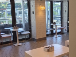 Brilliant Lady Pizza Place picture