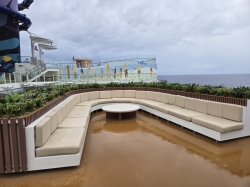 Icon of the Seas Hideaway Pool picture