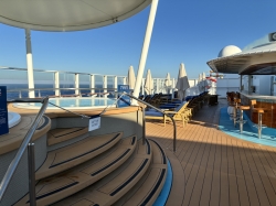 Norwegian Breakaway Vibe Beach Club picture