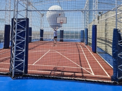 Sapphire Princess Sports Court picture
