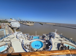 Sapphire Princess The Oasis picture