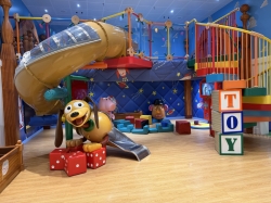 Disney Magic Oceaneer Club picture