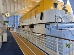 Icon of the Seas Running Track picture