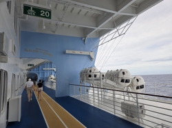 Icon of the Seas Running Track picture