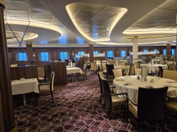 Icon of the Seas Dining Room picture