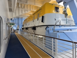 Icon of the Seas Running Track picture