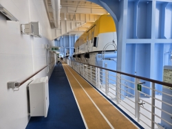 Icon of the Seas Running Track picture