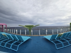 Icon of the Seas Chill Island Deck 16 picture