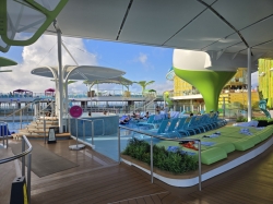 Icon of the Seas Royal Bay picture