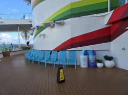 Icon of the Seas Royal Bay picture