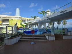 Icon of the Seas Royal Bay picture