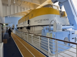 Icon of the Seas Running Track picture