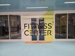 Icon of the Seas Fitness Center picture
