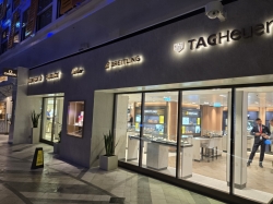 Icon of the Seas Central Park picture