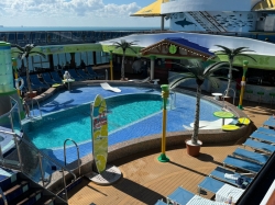 5 OClock Pool and Bar picture