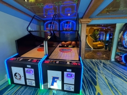 MAS Islander Far Out Arcade picture