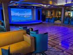 MAS Islander Far Side Lounge picture