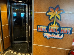 Hot Night Club picture