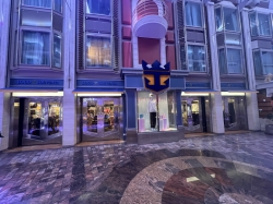 Royal Promenade picture