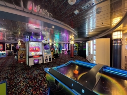 Adventure of the Seas Video Arcade picture