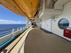 Outside Promenade picture