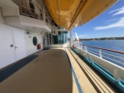 Outside Promenade picture