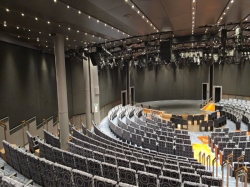 Nieuw Statendam World Stage picture