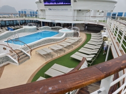 Diamond Princess Neptunes Reef & Pool picture