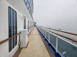 Diamond Princess Sun Deck picture