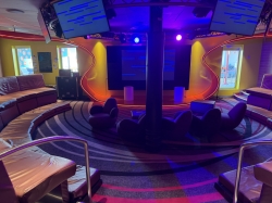 Disney Dream Vibe Teen Club picture