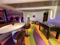 Disney Dream Vibe Teen Club picture