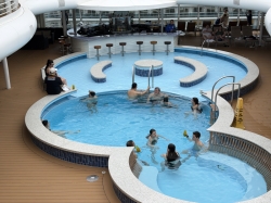 Disney Dream Quiet Cove Pool picture