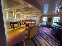 Disney Dream Vibe Teen Club picture