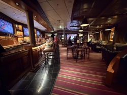 Disney Dream 687 Lounge picture Uploaded in 2026 Photo courtesy of Scott Weinfeld. Disney Dream 687 Lounge picture