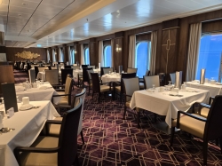 Icon of the Seas Dining Room picture