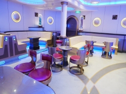 Disney Wish Star Wars Hyperspace Lounge picture