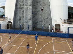 Independence of the Seas Sports Court picture