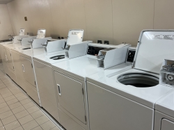 Laundromat picture