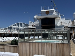 Oceania Riviera Pool picture